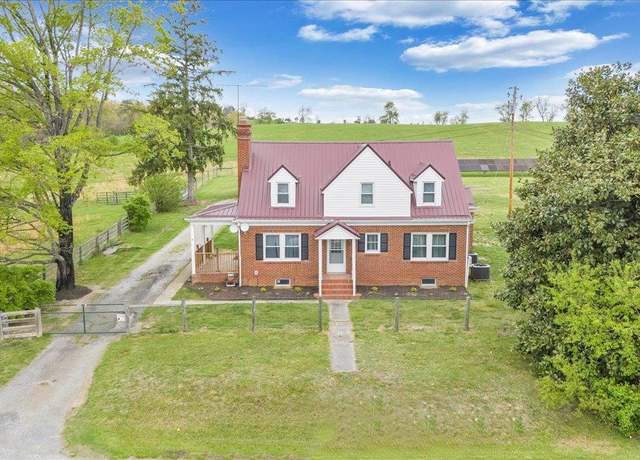 Property at 7511 Peppers Ferry Blvd, Fairlawn, VA 24141, 4 beds, 1.5 baths