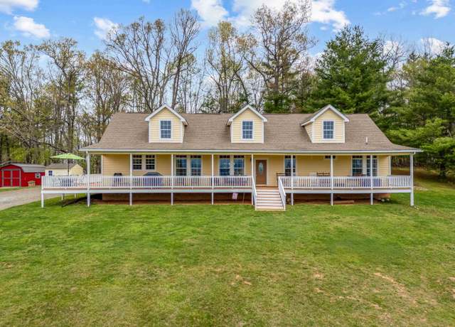 Property at 1840 Longview Ln, Galax, VA 24333, 6 beds, 4 baths