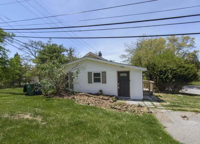 Property at 711 Ellett Rd, Blacksburg, VA 24060, 2 beds, 2 baths