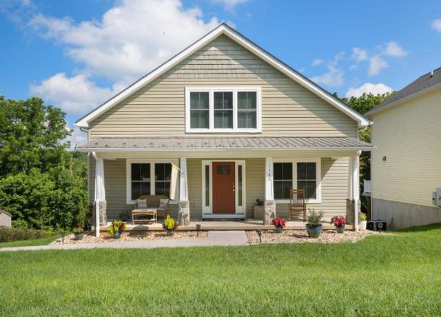 Property at 1746 West St, Radford, VA 24141, 5 beds, 3 baths