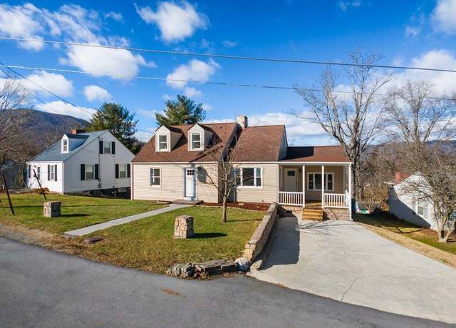Property at 515 Pearis Rd, Pearisburg, VA 24134, 4 beds, 2 baths