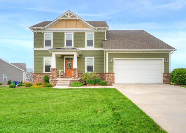 Property at 2301 Scenic Ridge Cir, Blacksburg, VA 24060, 4 beds, 3.5 baths