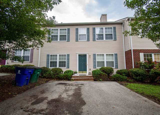 Property at 1015 Oak Tree Blvd, Christiansburg, VA 24073, 3 beds, 2 baths