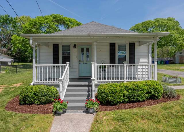 Property at 940 Forest St, Christiansburg, VA 24073, 3 beds, 2 baths