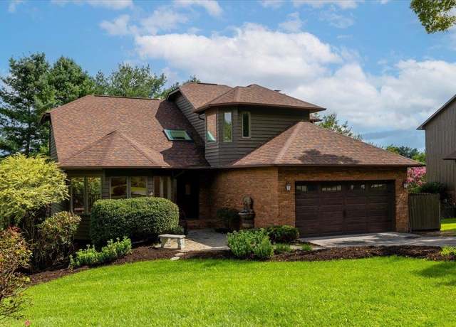 Property at 114 Primrose Dr, Blacksburg, VA 24060, 4 beds, 3.5 baths