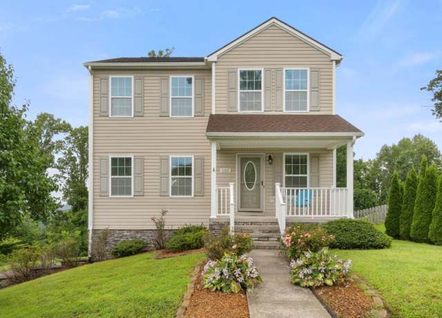 Property at 1555 Sherwood Dr, Christiansburg, VA 24073, 3 beds, 2.5 baths