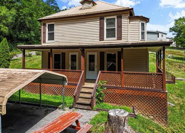 Property at 7272 Manns Dr, Radford, VA 24141, 4 beds, 1.5 baths