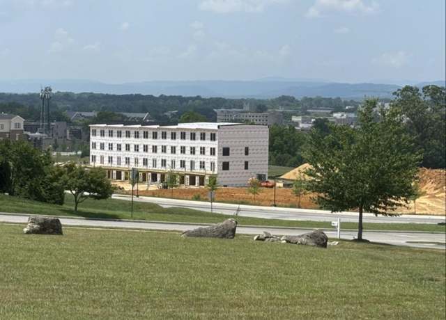 Property at 424 Midtown Way Unit 126A, Blacksburg, VA 24060, 2 beds, 2.5 baths