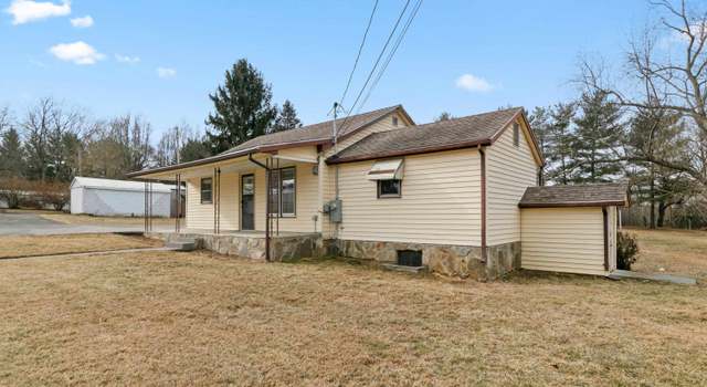 Photo of 1551 Fire Tower Rd, Christiansburg, VA 24073