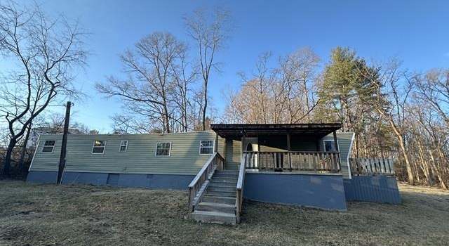 Photo of 646 Jennelle Rd, Blacksburg, VA 24060