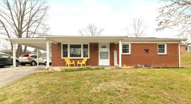 Photo of 951 Pine Pl, Rich Creek, VA 24147