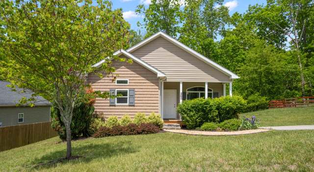Photo of 260 John Lemley Ln, Christiansburg, VA 24073