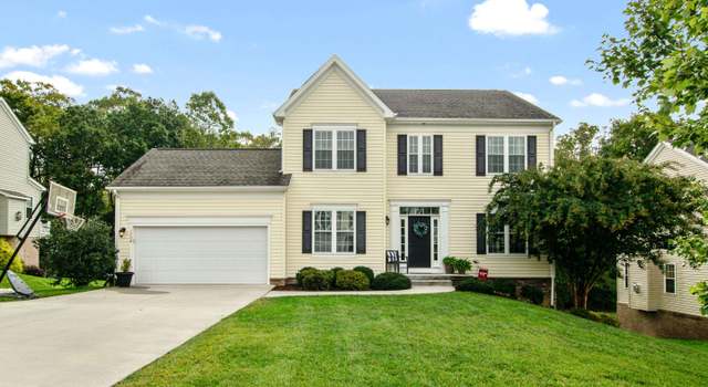 Photo of 1708 Hollow Oak Ct, Blacksburg, VA 24060