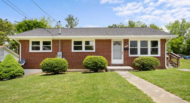 Photo of 660 Colhoun St, Christiansburg, VA 24073
