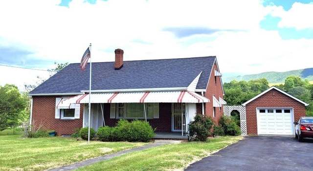 Photo of 203 Scenic Ln, Rich Creek, VA 24147