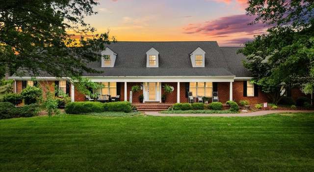Photo of 245 Emerald Blvd, Christiansburg, VA 24073