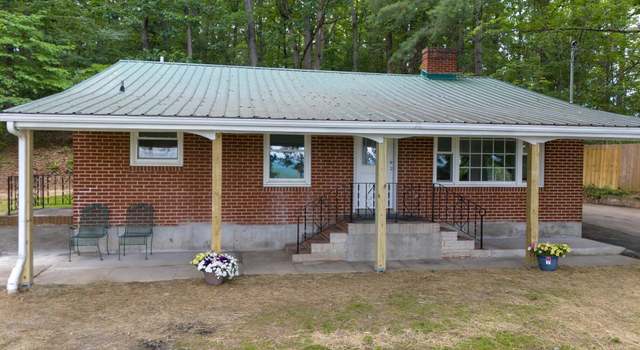 Photo of 890 Triangle St, Blacksburg, VA 24060