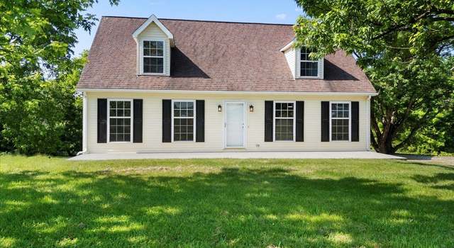 Photo of 1931 Dominion Dr, Christiansburg, VA 24073