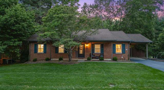 Photo of 425 Seminole Dr, Blacksburg, VA 24060