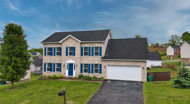Photo of 1480 Kensington Way, Christiansburg, VA 24073