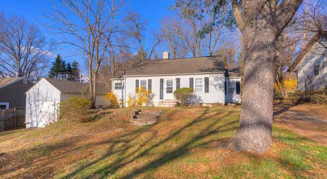 Photo of 208 Orchard View Ln, Blacksburg, VA 24060