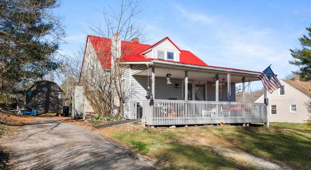 Photo of 1531 Blair St, Christiansburg, VA 24073