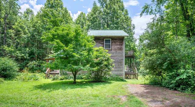 Photo of 298 Turtle Rock Dr SE, Floyd, VA 24091