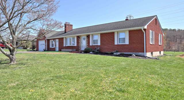 Photo of 155 Gum Dr, Christiansburg, VA 24073