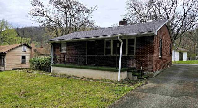 Photo of 573 Poplar St, Narrows, VA 24124