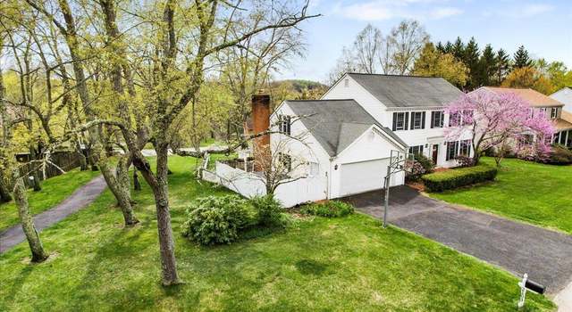 Photo of 2103 Chestnut Dr Dr, Blacksburg, VA 24060