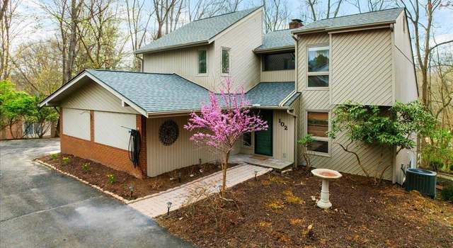 Photo of 102 Dogwood Ln, Radford, VA 24141