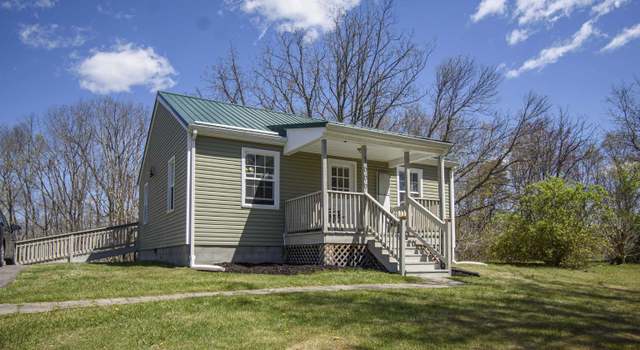 Photo of 1666 Butternut Rd, Blacksburg, VA 24060