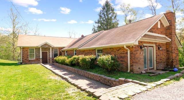 Photo of 208 Guynn Rd, Rich Creek, VA 24147