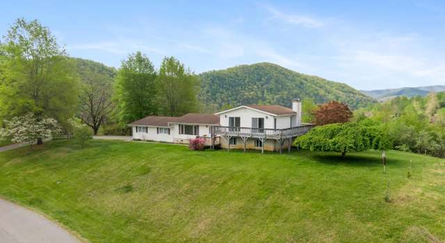 Photo of 4067 Fort Vause Dr, Shawsville, VA 24162