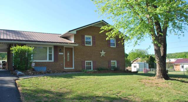 Photo of 6883 Flower Land Ln, Radford, VA 24141