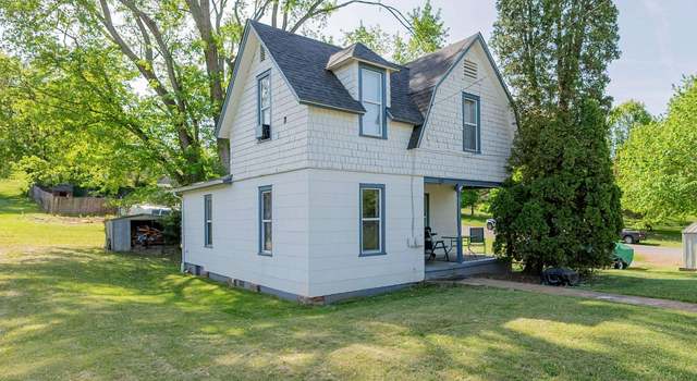 Photo of 1408 3rd St, Radford, VA 24141