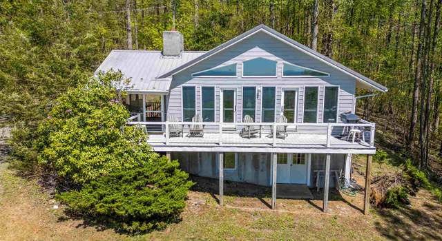 Photo of 219 Pilot Mountain Ln, Fancy Gap, VA 24328
