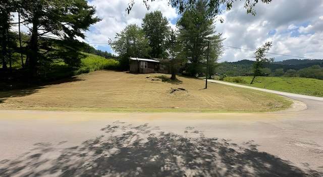 Photo of 20 Honey Grove Rd, Troutdale, VA 24378