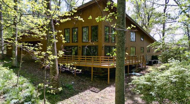 Photo of 219 Price St, Blacksburg, VA 24060