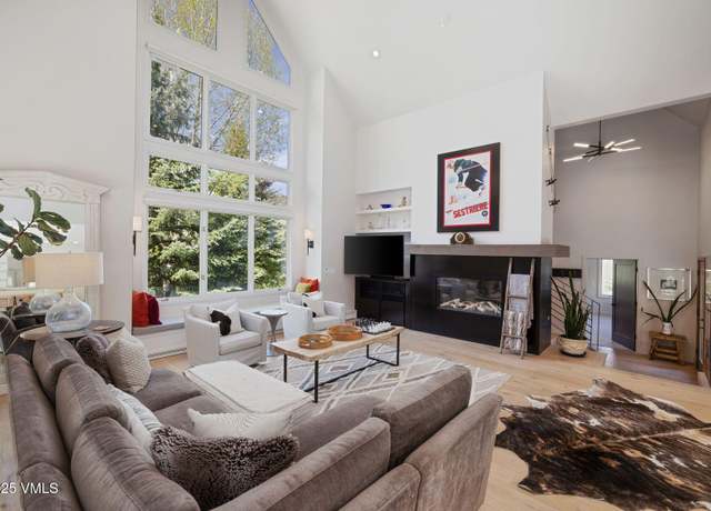 Property at 2036 Vermont Rd, Vail, CO 81657, 4 beds, 4.5 baths