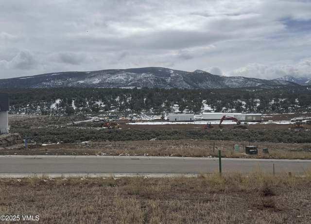 Property at 205 Tomahawk Dr, Gypsum, CO 81637