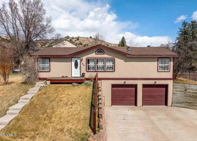 Property at 150 River View Rd, Gypsum, CO 81637, 5 beds, 3 baths