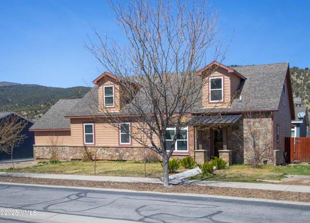 Property at 10 Salmon Loop, Gypsum, CO 81637, 6 beds, 3 baths