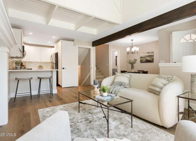 Property at 1019 Edwards Village Blvd #D16, Edwards, CO 81632, 3 beds, 3 baths