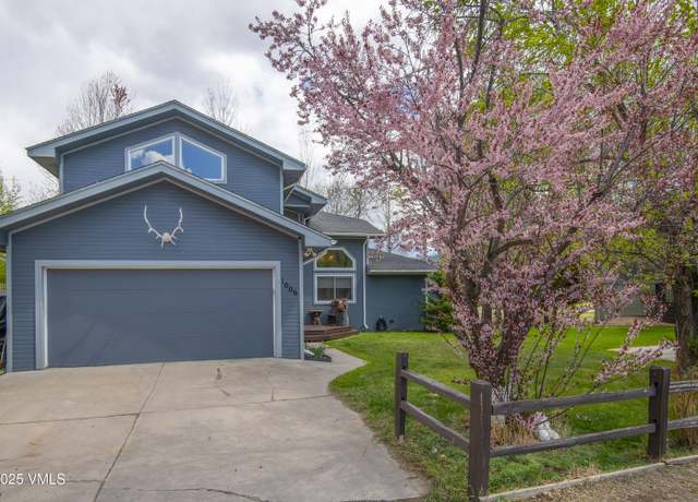 Property at 1006 Whistlers Ct, Gypsum, CO 81637, 3 beds, 3 baths