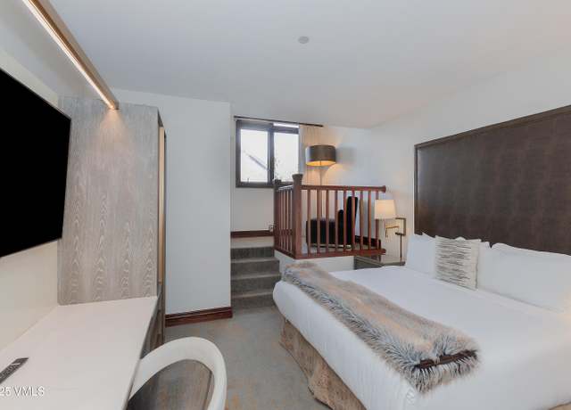 Property at 26 Avondale Ln #104-H, Beaver Creek, CO 81620, 1 bed, 0.5 baths