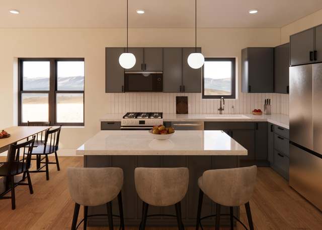 Property at 122 Lakeview Dr, Gypsum, CO 81637, 3 beds, 2.5 baths