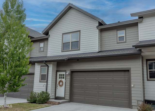 Property at 404 Chickadee Ln, Gypsum, CO 81637, 3 beds, 2.5 baths