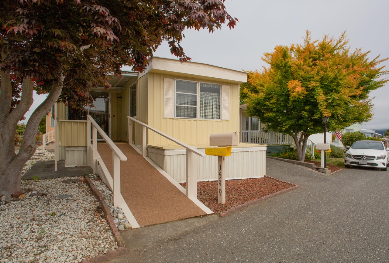 1599 Queens Row St, Fortuna, CA 95540 MLS 257880 Redfin