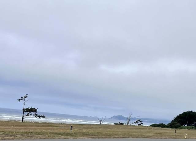Property at 2911 Sandpoint Dr, Mckinleyville, CA 95519